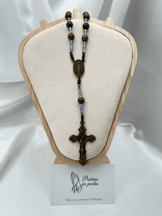 Dizainier en bois de teck &amp; perles bleues – Croix bronze &amp; médaille miraculeuse